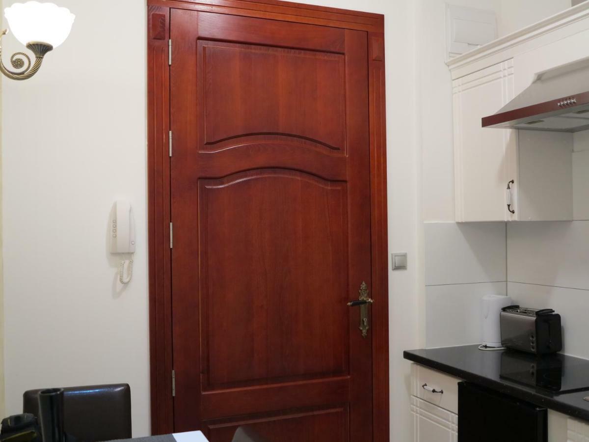 Small Luxury Kapitol Apartment Vienna Esterno foto
